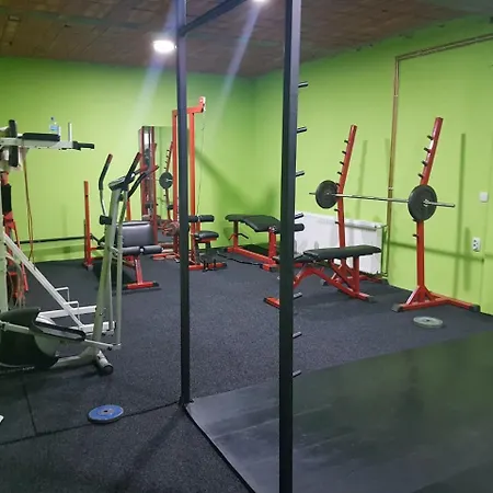 アパート Family ザイェチャル