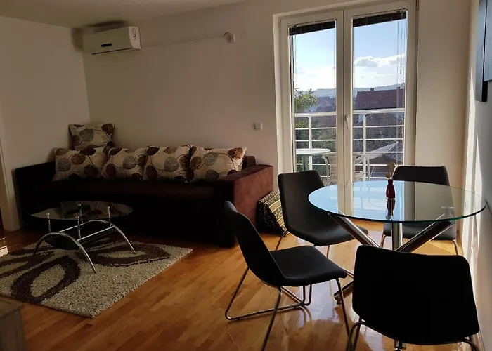 Family Lejlighed Zaječar